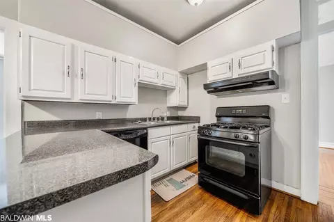 1658 Laurel St, Mobile, AL 36604 photo 9