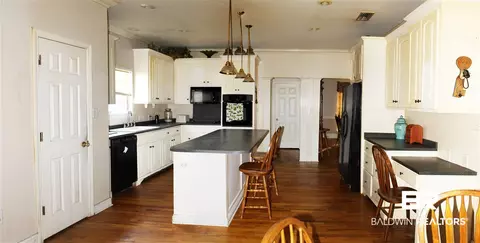 1035 E Wakefield Dr, Mobile, AL 36695 photo 9