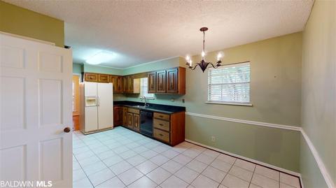 3762 S Claridge Rd, Mobile, AL 36608 photo 9