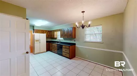 3762 S Claridge Rd, Mobile, AL 36608 photo 9