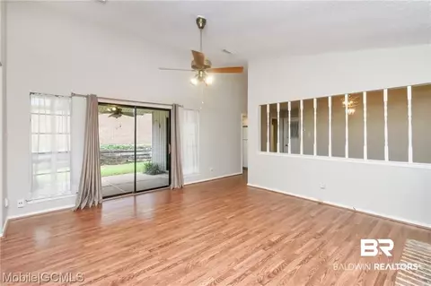5736 Green Tree Rd, Mobile, AL 36609 photo 5