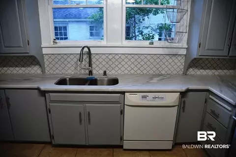 14 South St, Mobile, AL 36606 photo 8