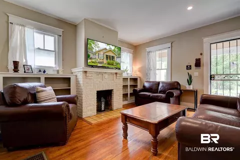 158 S Monterey St, Mobile, AL 36604 photo 2