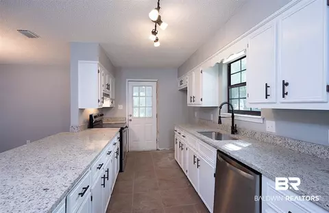 203 Maplewood Loop, Daphne, AL 36526 photo 4