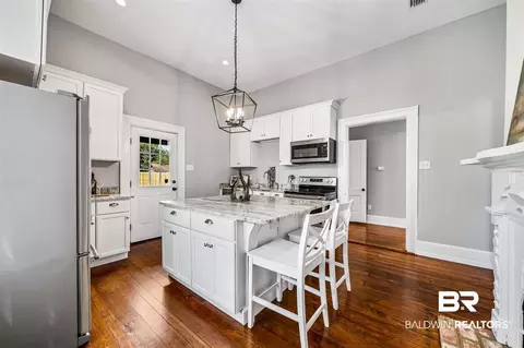 354 S Broad St, Mobile, AL 36603 photo 2