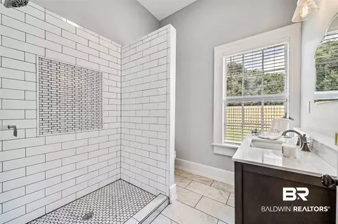 354 S Broad St, Mobile, AL 36603 photo 16