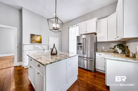 354 S Broad St, Mobile, AL 36603 photo 4