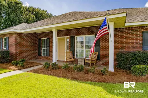 9378 Basse St, Elberta, AL 36530 photo 2