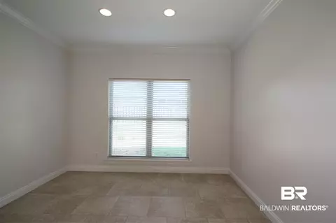 372 Laura Ct, Mobile, AL 36608 photo 9