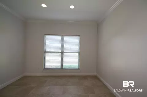 372 Laura Ct, Mobile, AL 36608 photo 8