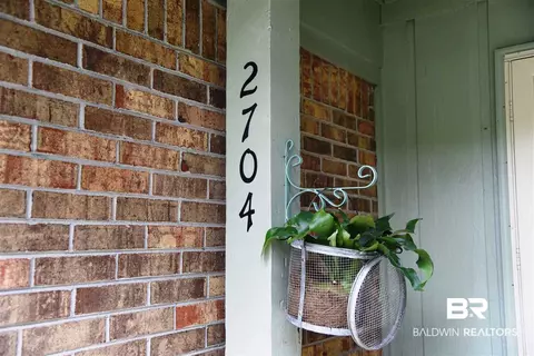 2704 Lost River Rd, Mobile, AL 36605 photo 4