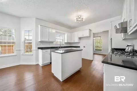 3659 Surrey Ct, Mobile, AL 36693 photo 12