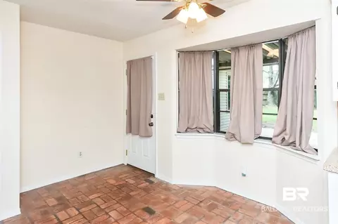 3651 E Medford Dr, Mobile, AL 36693 photo 9