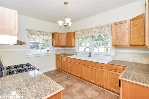 120 Margaret St, Mobile, AL 36607 photo 12