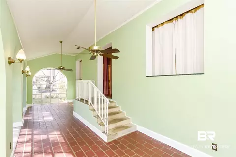 350 Mcdonald Ave, Mobile, AL 36604 photo 4