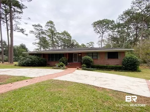 301 Gaines Ave, Mobile, AL 36609 photo 4