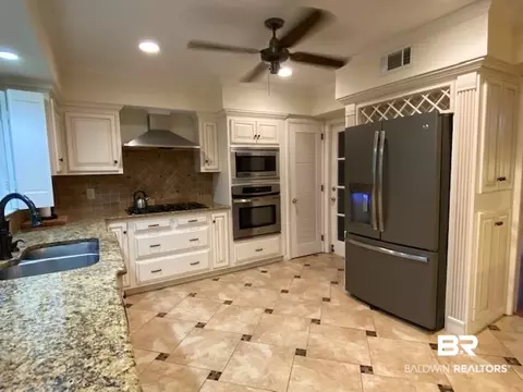 301 Gaines Ave, Mobile, AL 36609 photo 16