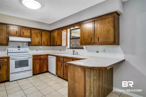 100 Dewitt Loop, Daphne, AL 36526 photo 10