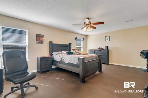 1056 Amazon Dr, Foley, AL 36535 photo 5