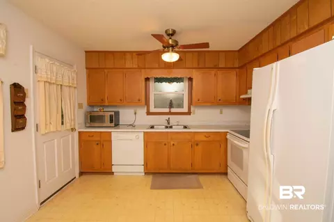 284 Summit Dr, Mobile, AL 36609 photo 4