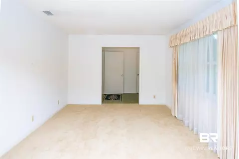 284 Summit Dr, Mobile, AL 36609 photo 5