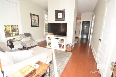 105 Parker St, Mobile, AL 36604 photo 3