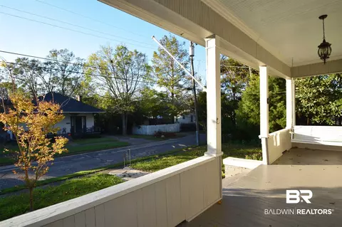 105 Parker St, Mobile, AL 36604 photo 2