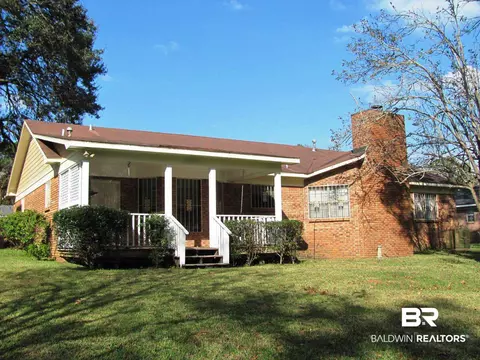 5901 Cansler Dr, Mobile, AL 36609 photo 2
