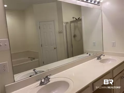 3401 E Audubon Square Dr, Mobile, AL 36695 photo 12