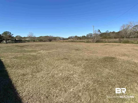 55 Zelma Wright Ln, Atmore, AL 36502 photo 4