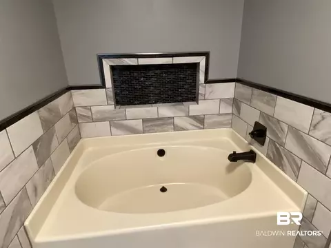 55 Zelma Wright Ln, Atmore, AL 36502 photo 16