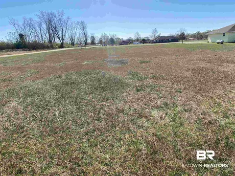55 Zelma Wright Ln, Atmore, AL 36502 photo 2
