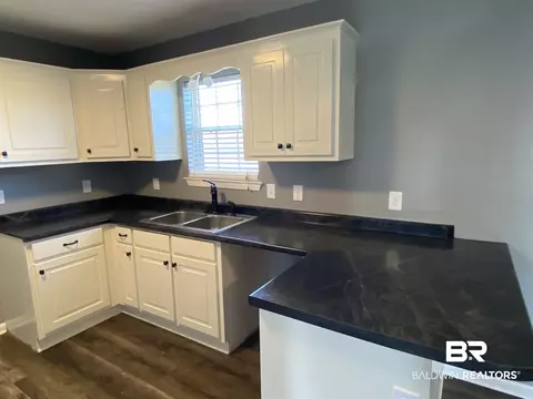 55 Zelma Wright Ln, Atmore, AL 36502 photo 11