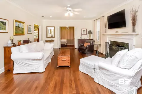 255 Woodlands Ave, Mobile, AL 36607 photo 2