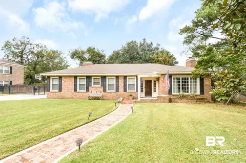 255 Woodlands Ave, Mobile, AL 36607 photo 1