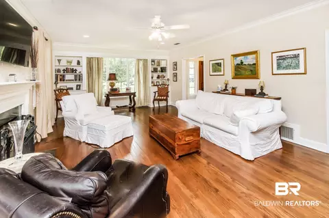 255 Woodlands Ave, Mobile, AL 36607 photo 8