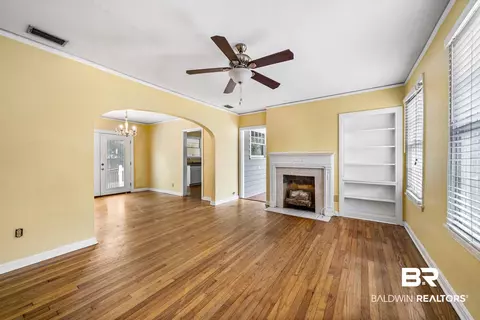 1157 Selma St, Mobile, AL 36604 photo 3