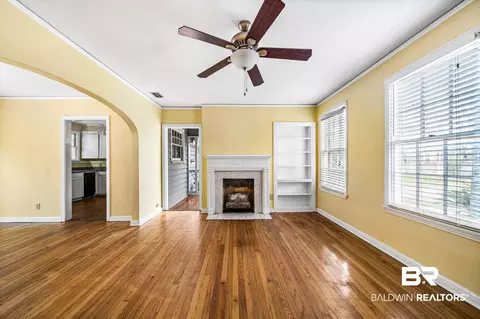 1157 Selma St, Mobile, AL 36604 photo 4