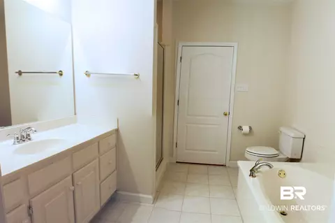 1115 E Hillcrest Xing, Mobile, AL 36695 photo 12
