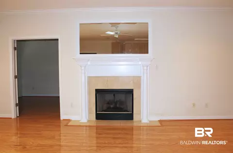 1115 E Hillcrest Xing, Mobile, AL 36695 photo 6
