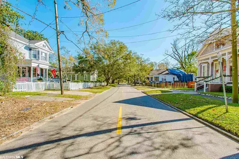 1057 Old Shell Rd, Mobile, AL 36604 photo 10