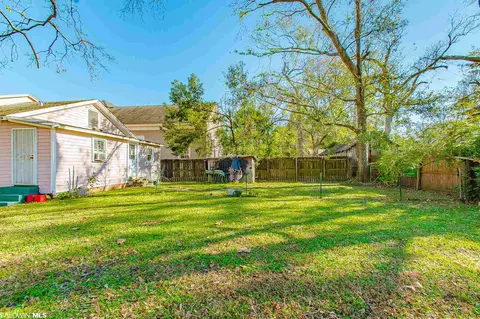 1057 Old Shell Rd, Mobile, AL 36604 photo 8