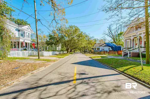 1057 Old Shell Rd, Mobile, AL 36604 photo 10