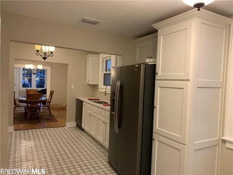 107 Macy Pl, Mobile, AL 36604 photo 9
