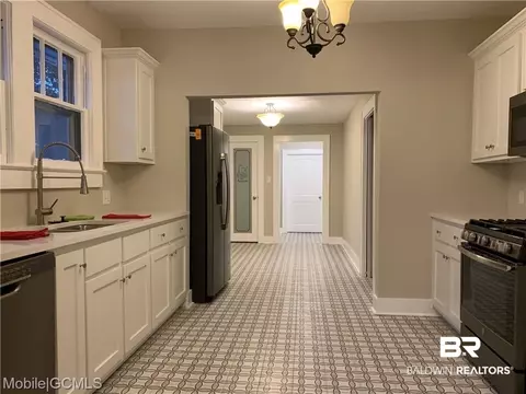 107 Macy Pl, Mobile, AL 36604 photo 2