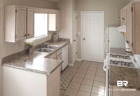 9407 Copperfield Dr, Mobile, AL 36608 photo 7