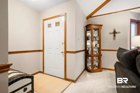 2129 Luckner Ct, Mobile, AL 36618 photo 2
