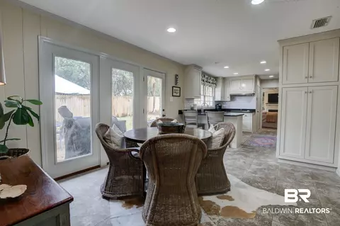 4124 Ursuline Dr, Mobile, AL 36608 photo 8