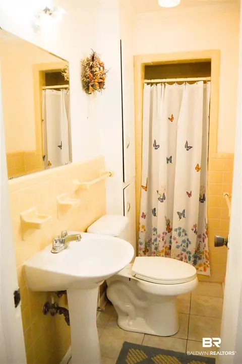 307 E Laurel St, Atmore, AL 36502 photo 37
