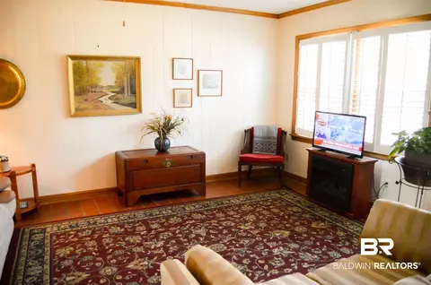 307 E Laurel St, Atmore, AL 36502 photo 14